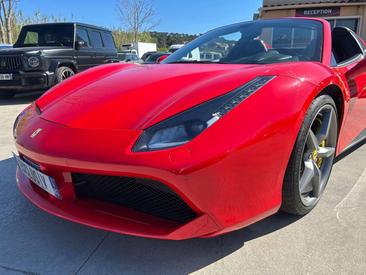 Ferrari 488 — photo 14