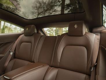 Ferrari FF — photo 9