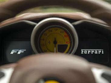 Ferrari FF — photo 11