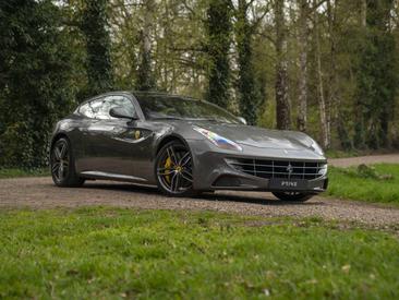 Ferrari FF — photo 13