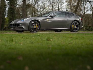 Ferrari FF — photo 19
