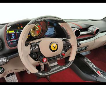 Ferrari 812 Superfast — photo 5