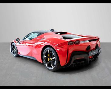 Ferrari SF90 Stradale — photo 8