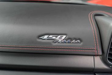 Ferrari 458 Italia — photo 17
