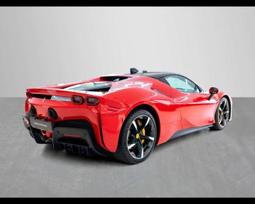 Ferrari SF90 Stradale — photo 10