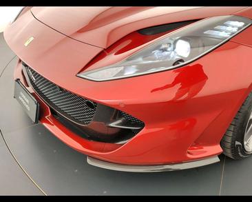 Ferrari 812 Superfast — photo 22