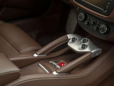 Ferrari FF — photo 45