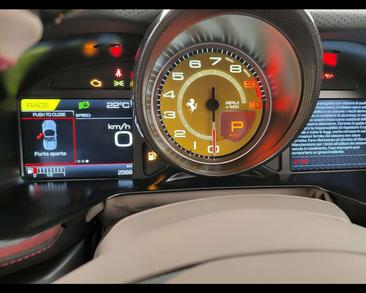 Ferrari 812 Superfast — photo 25