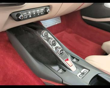 Ferrari 812 Superfast — photo 26