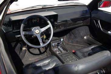 Ferrari Mondial QV — photo 15