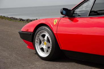Ferrari Mondial QV — photo 26