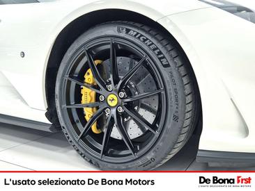 Ferrari 812 Superfast — photo 34