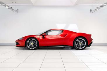 Ferrari 296 GTB — photo 8