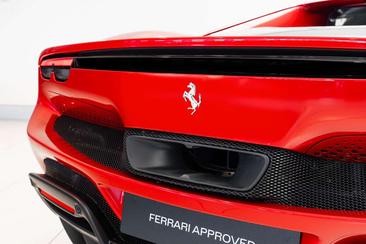 Ferrari 296 GTB — photo 9