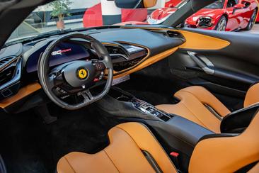 Ferrari SF90 Spider — photo 8