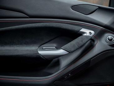 Ferrari F8 Tributo — photo 27