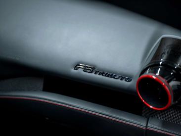 Ferrari F8 Tributo — photo 28