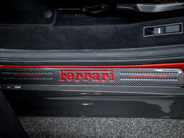 Ferrari F8 Tributo — photo 39