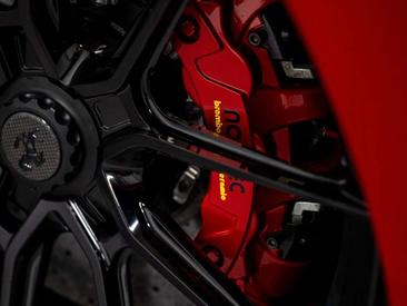 Ferrari F8 Tributo — photo 44