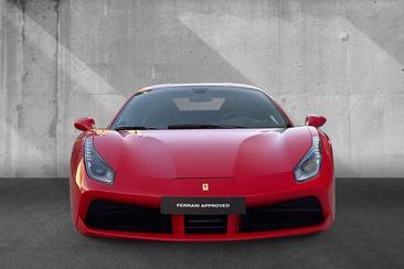 Ferrari 488 — photo 5