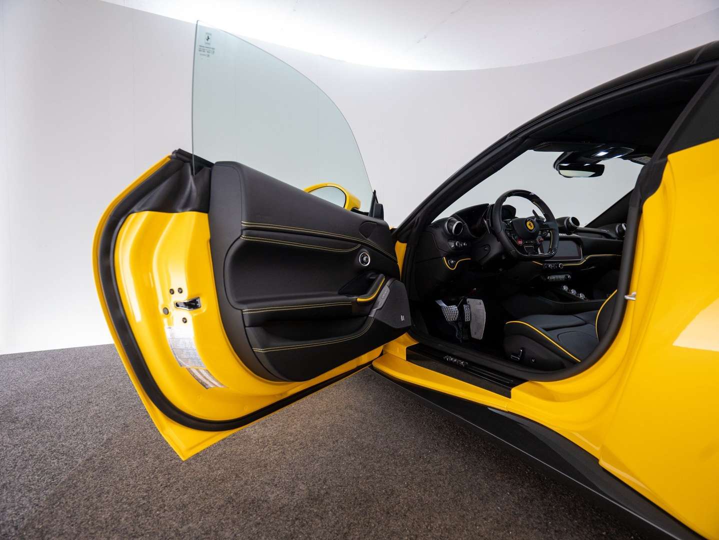 Ferrari Portofino - 2023 - Joinsteer - #36