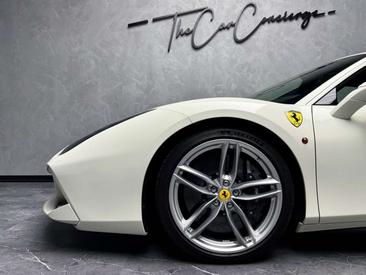 Ferrari 488 — photo 8