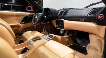 Ferrari F355 — photo 16