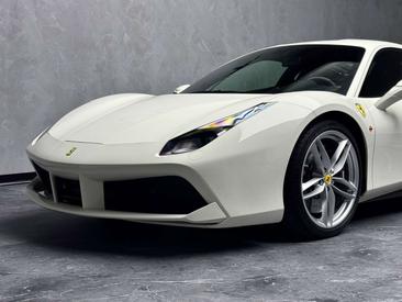 Ferrari 488 — photo 19