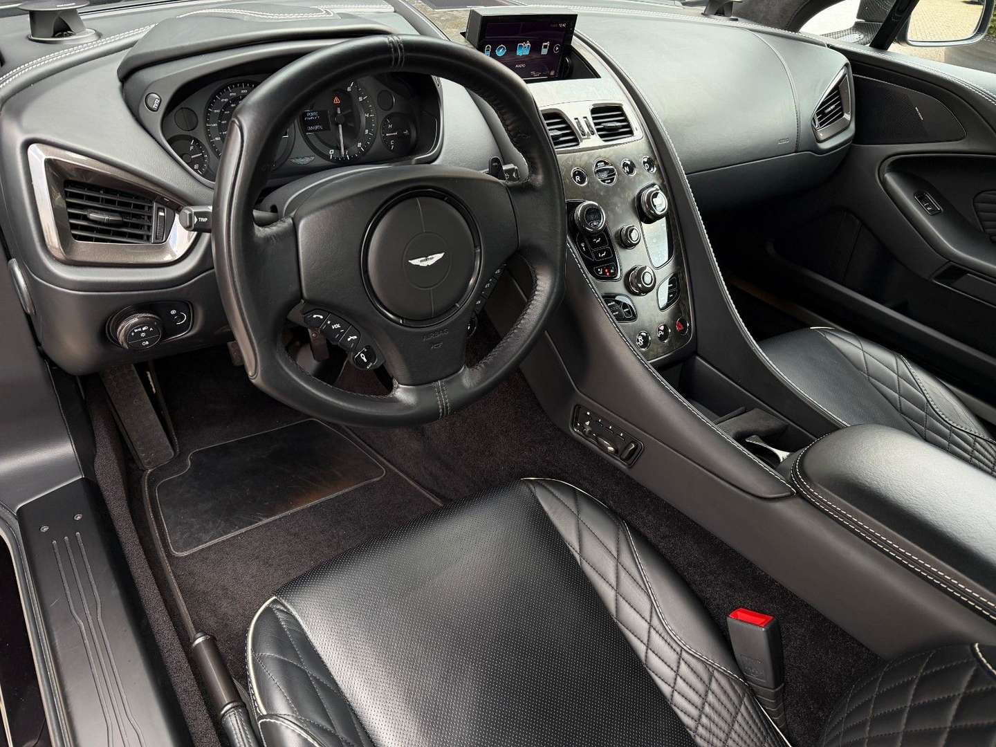 Aston Martin Vanquish S Coupe V12 - 2017 - Joinsteer - #26