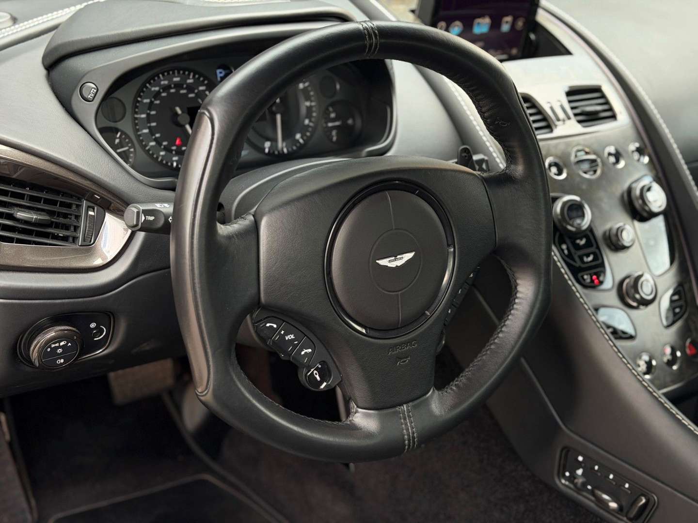 Aston Martin Vanquish S Coupe V12 - 2017 - Joinsteer - #29