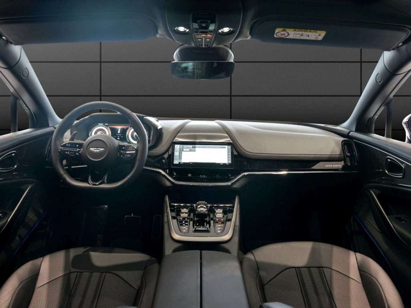 Aston Martin DBX 707 MJ 25 - 2025 - Joinsteer - #24