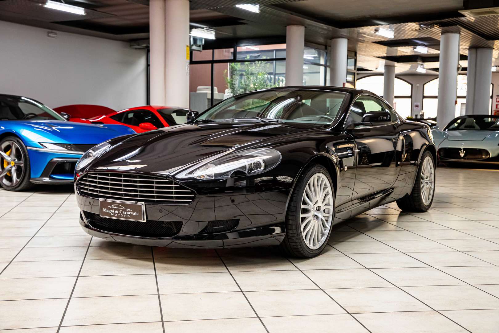 Aston Martin DB9 Coupe V12 Touchtronic - 2009 - Joinsteer - #2