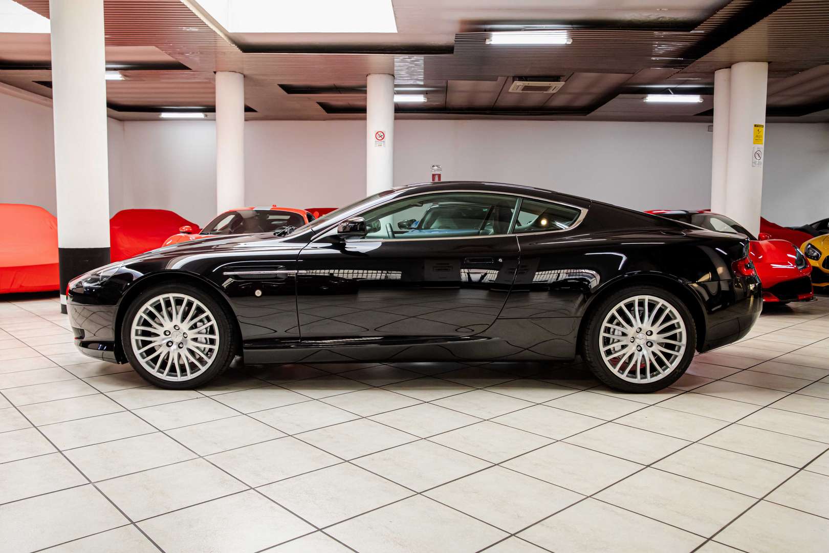 Aston Martin DB9 Coupe V12 Touchtronic - 2009 - Joinsteer - #3