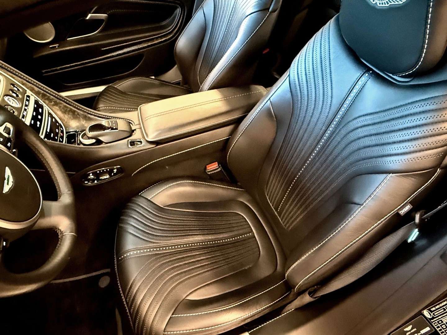 Aston Martin DB11 4.0 V8 - 2019 - Joinsteer - #12