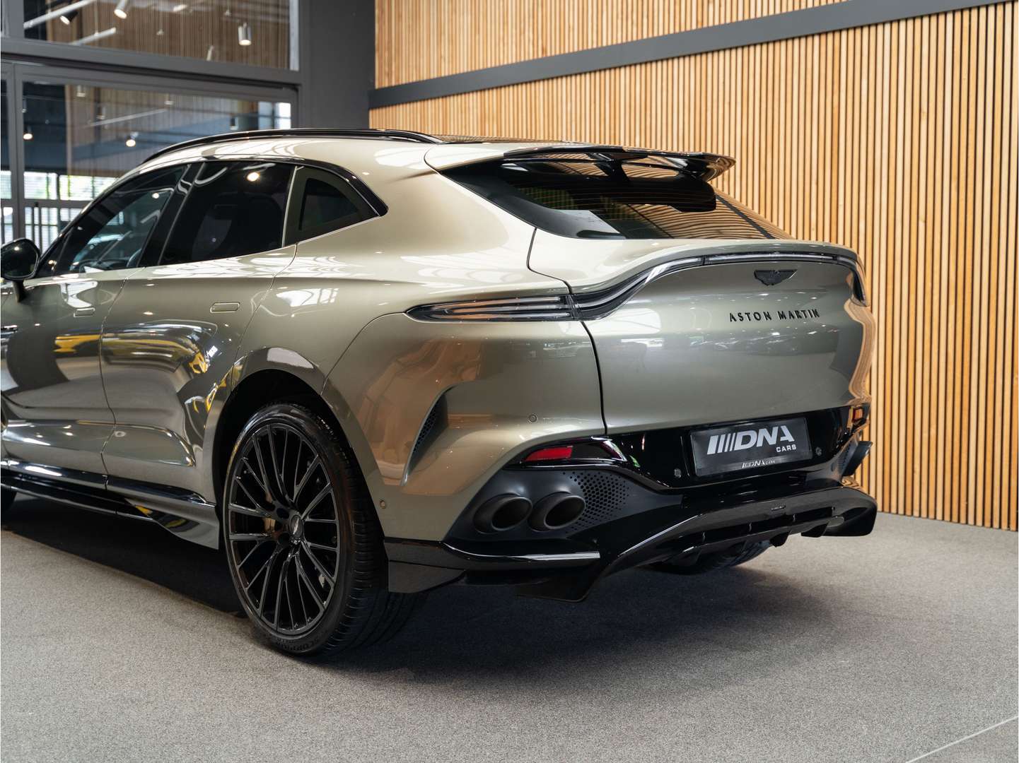 Aston Martin DBX V8 707 - 2023 - Joinsteer - #11