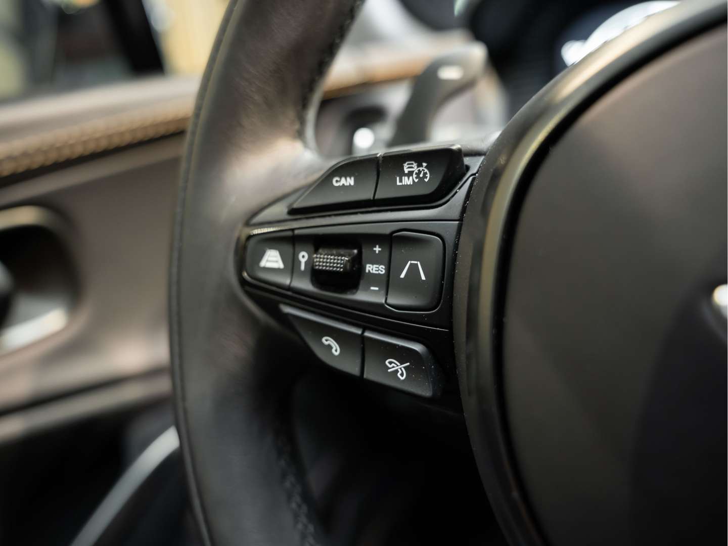 Aston Martin DBX V8 707 - 2023 - Joinsteer - #44