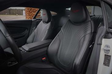 Aston Martin DB11 5.2 V12 — photo 4