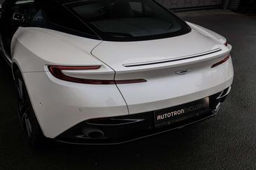 Aston Martin DB11 5.2 V12 — photo 20