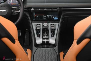 Aston Martin DB12 Volante — photo 23