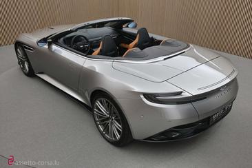 Aston Martin DB12 Volante — photo 48