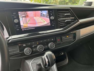 Volkswagen Multivan — photo 4