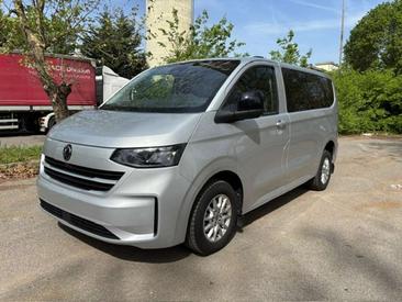 Volkswagen Multivan Caravelle — photo 6