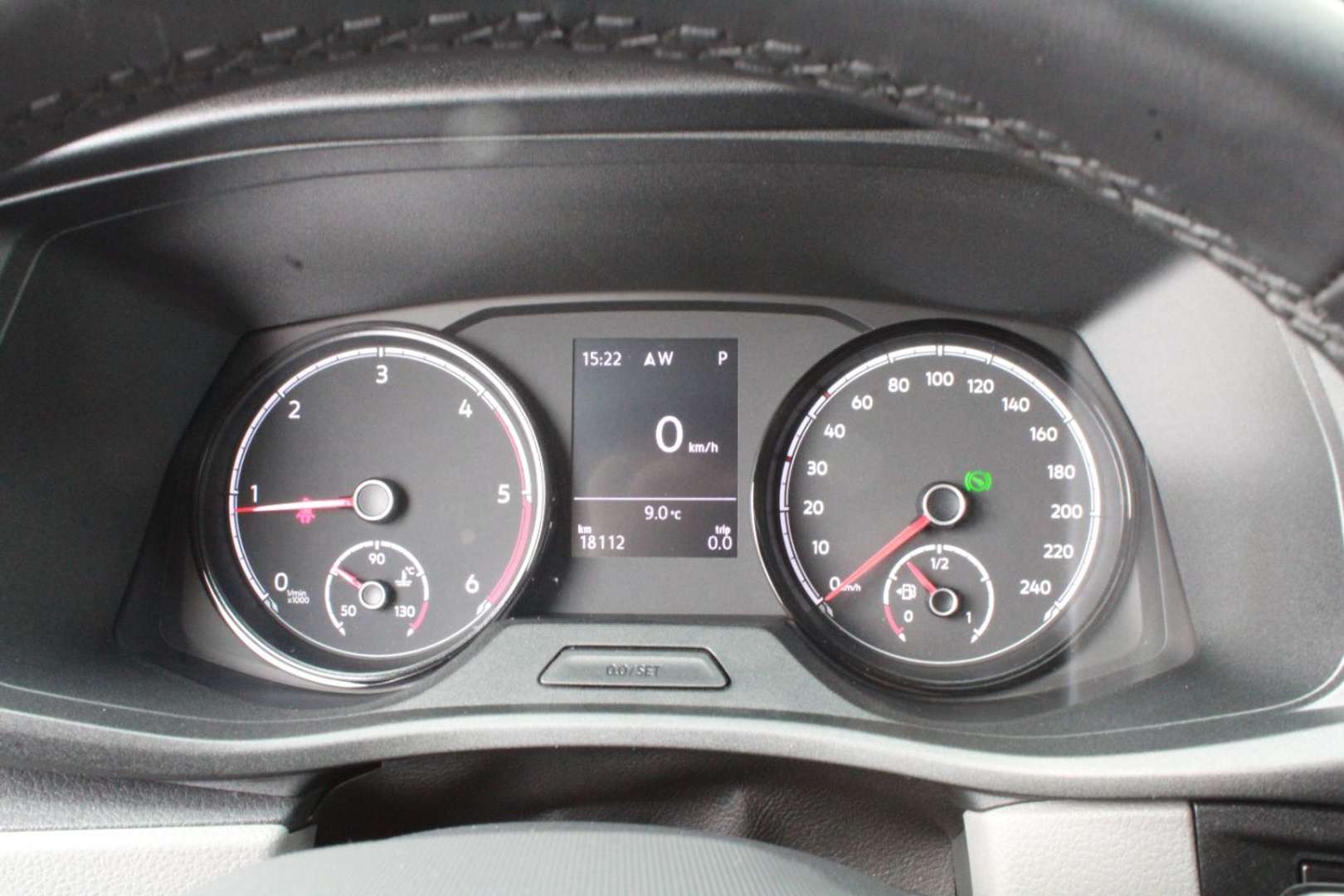 Volkswagen Caddy Caravelle Comfortline - 2024 - Joinsteer - #9