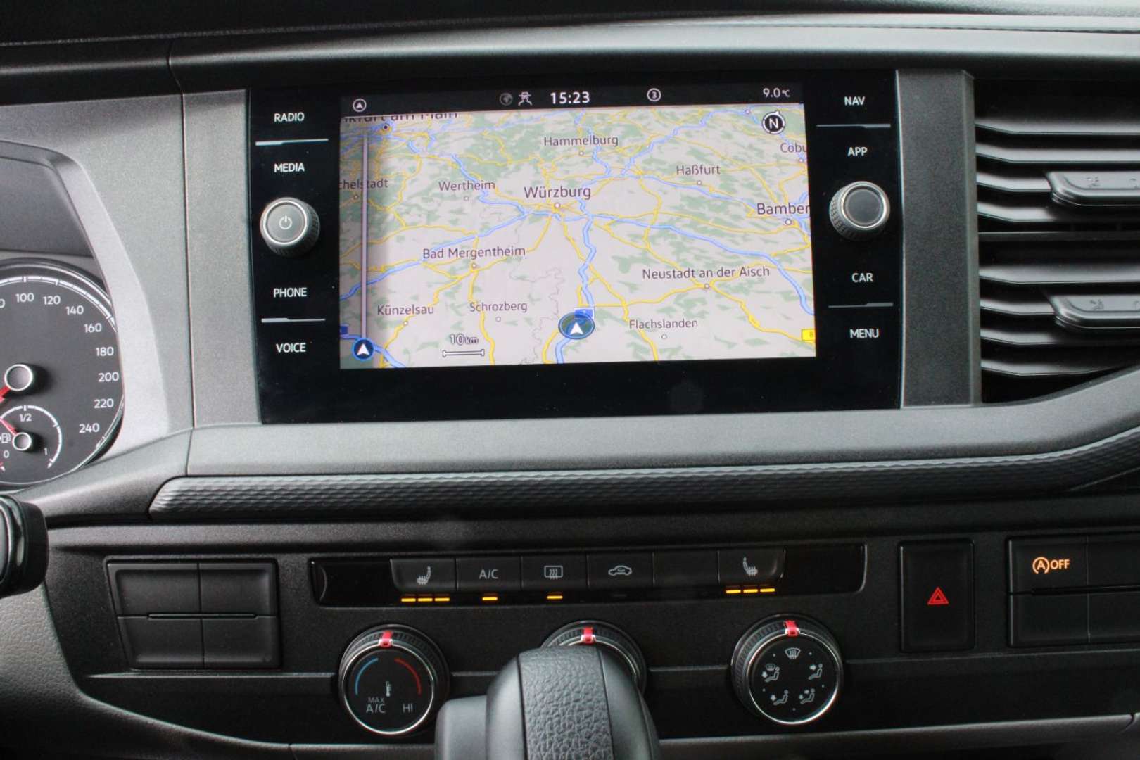 Volkswagen Caddy Caravelle Comfortline - 2024 - Joinsteer - #11