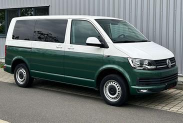 Volkswagen Multivan — photo 7