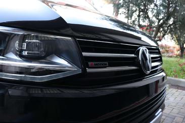 Volkswagen Multivan TDI 4Motion Prestige — photo 3