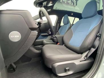 Volvo EX30 Single Extended Range — photo 7
