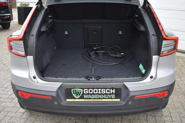 Volvo C40 Recharge — photo 9