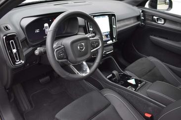Volvo C40 Recharge — photo 10
