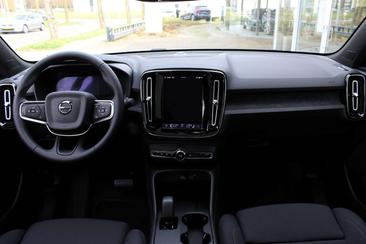 Volvo C40 Recharge PLUS — photo 17